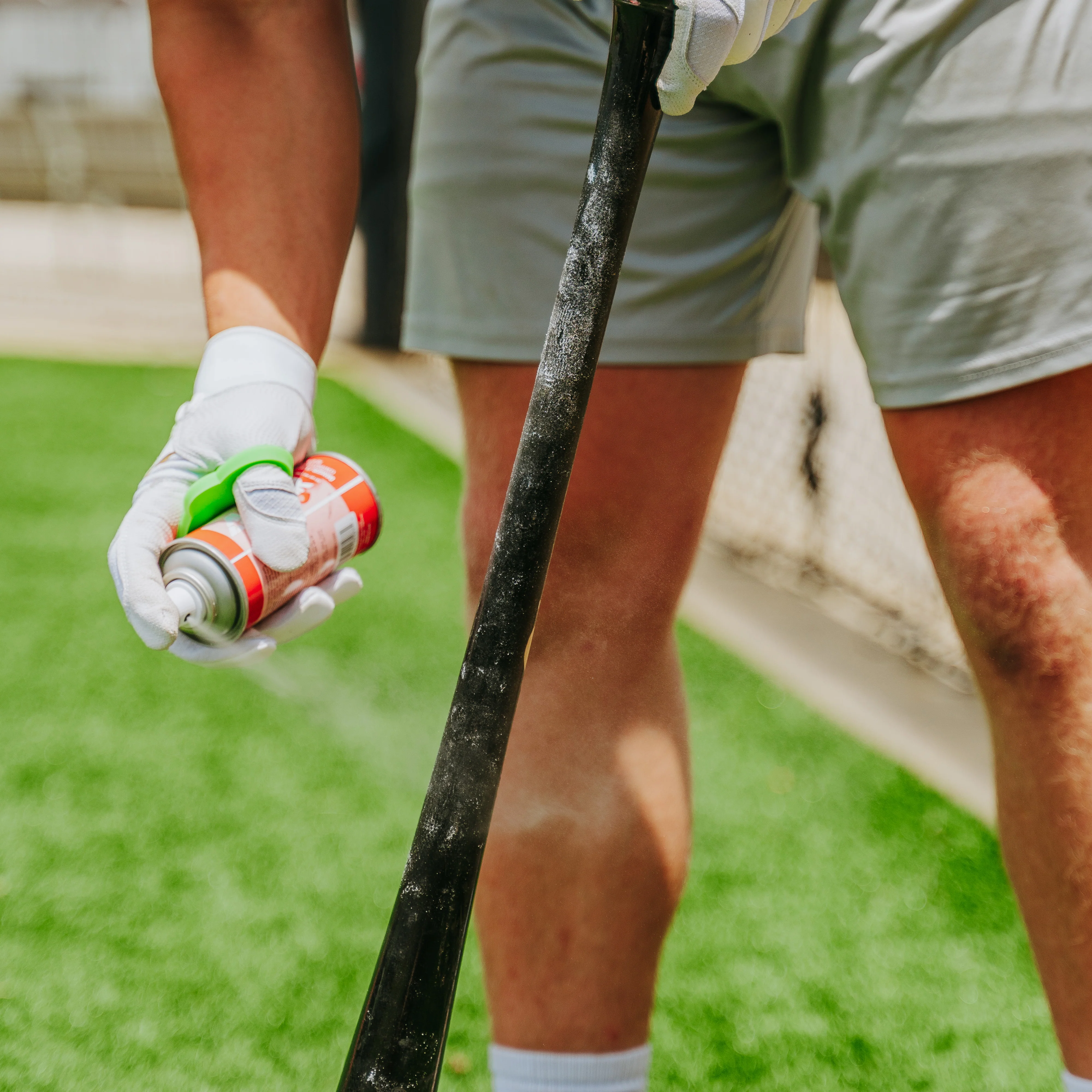 BIG FLY™ BAT TACK SPRAY - Image 4