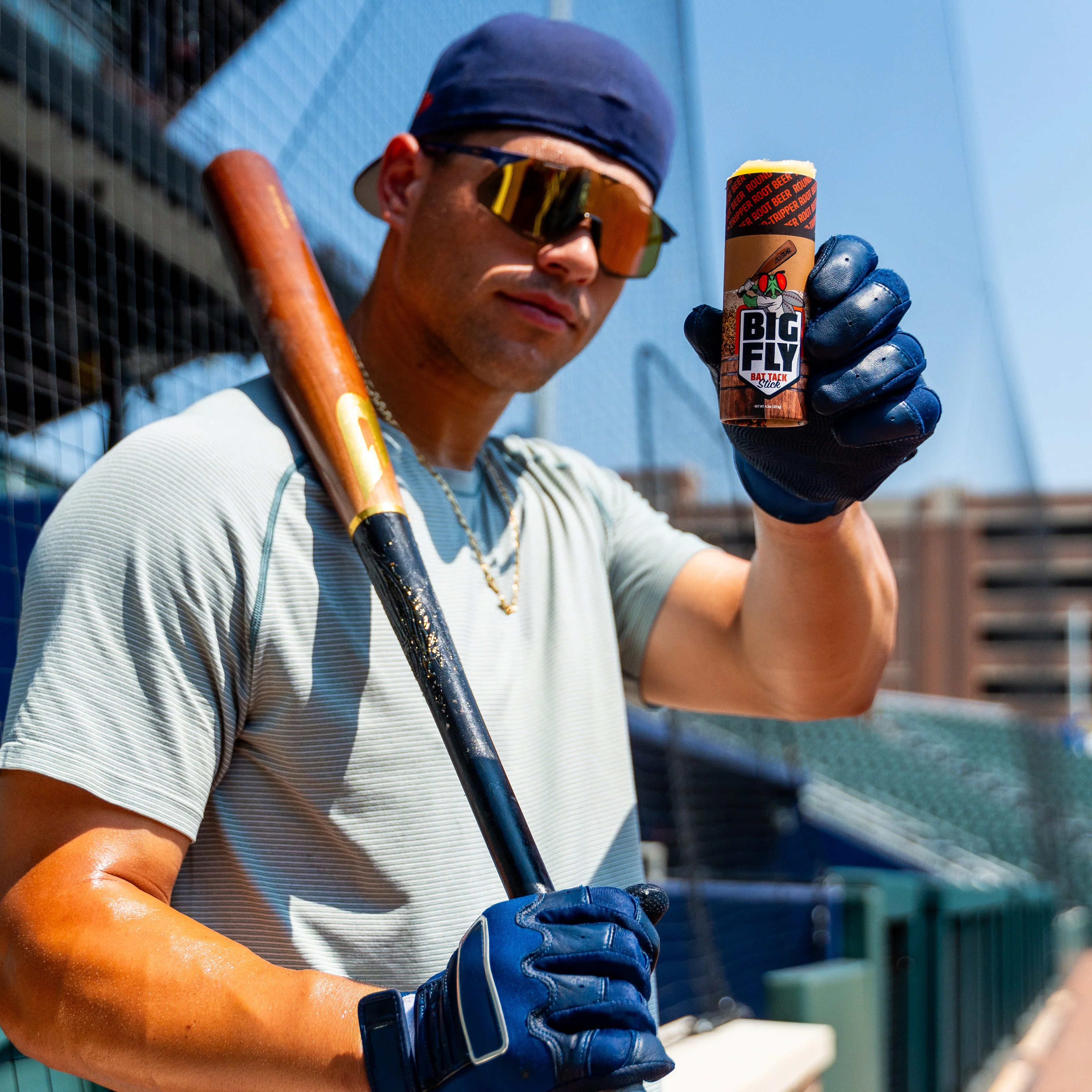 BIG FLY™ BAT TACK STICK - Image 63