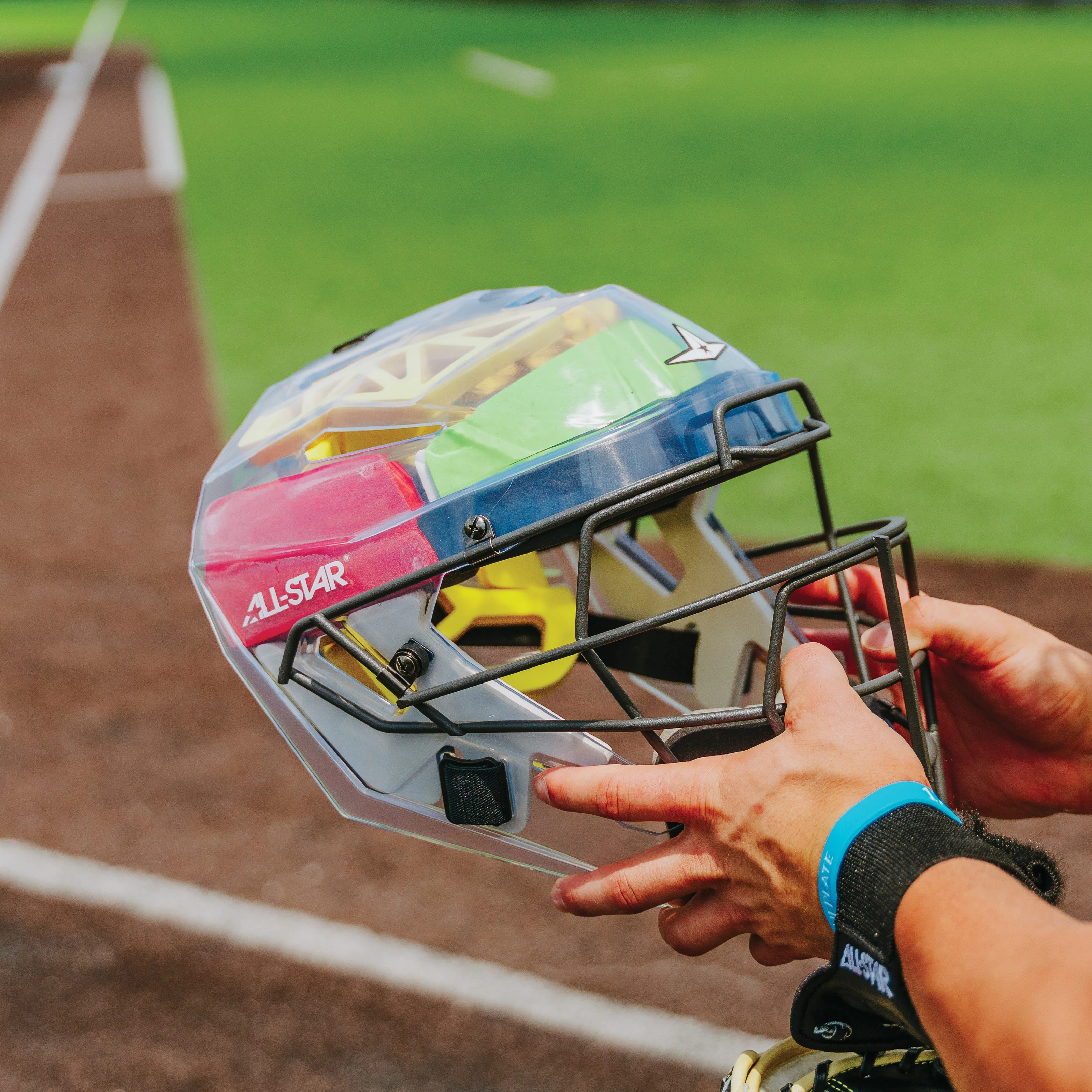 MVP-PRO™ CATCHERS HELMET - Image 83