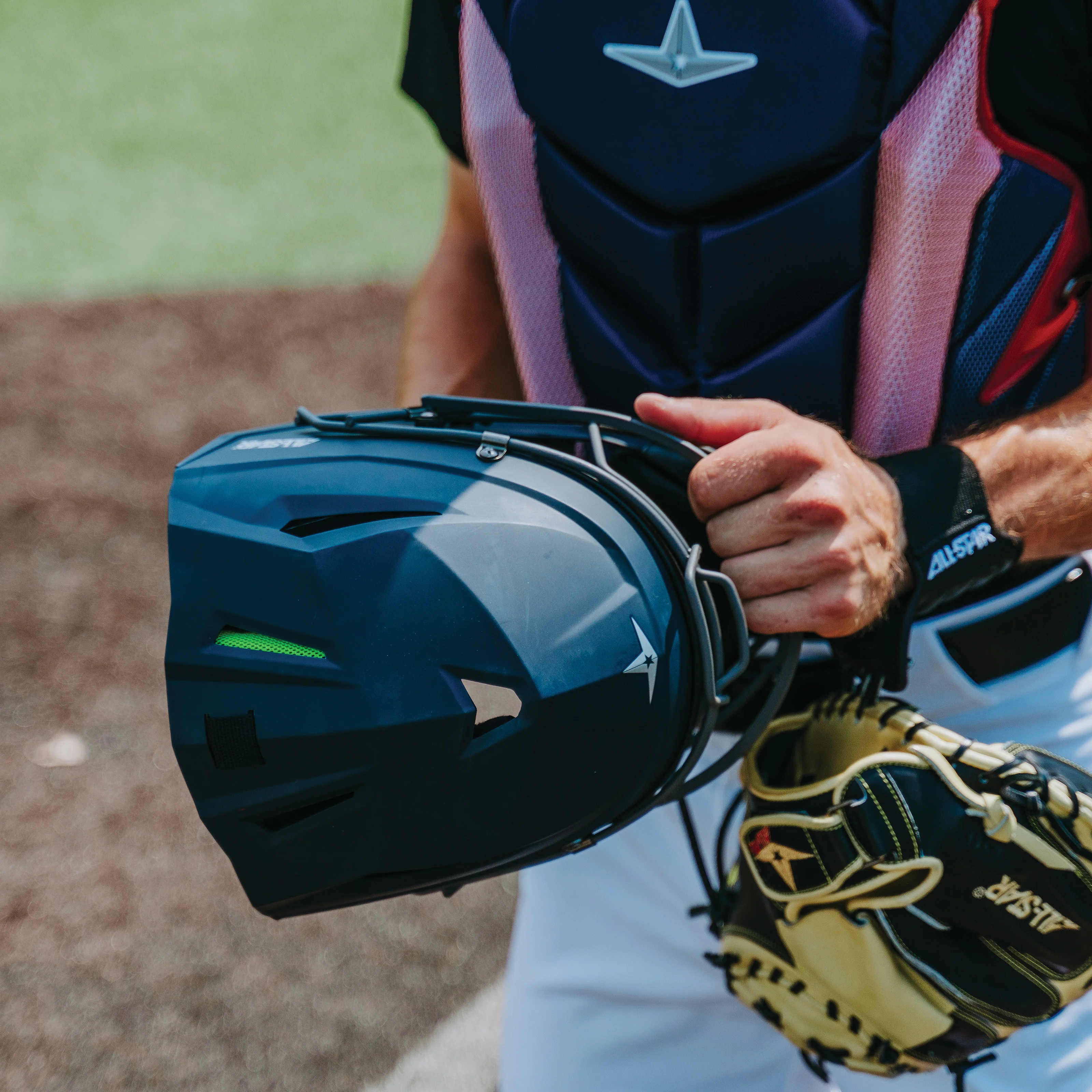 MVP-PRO™ CATCHERS HELMET - Image 85